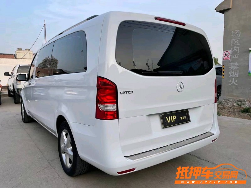 潍坊17年奔驰威霆1