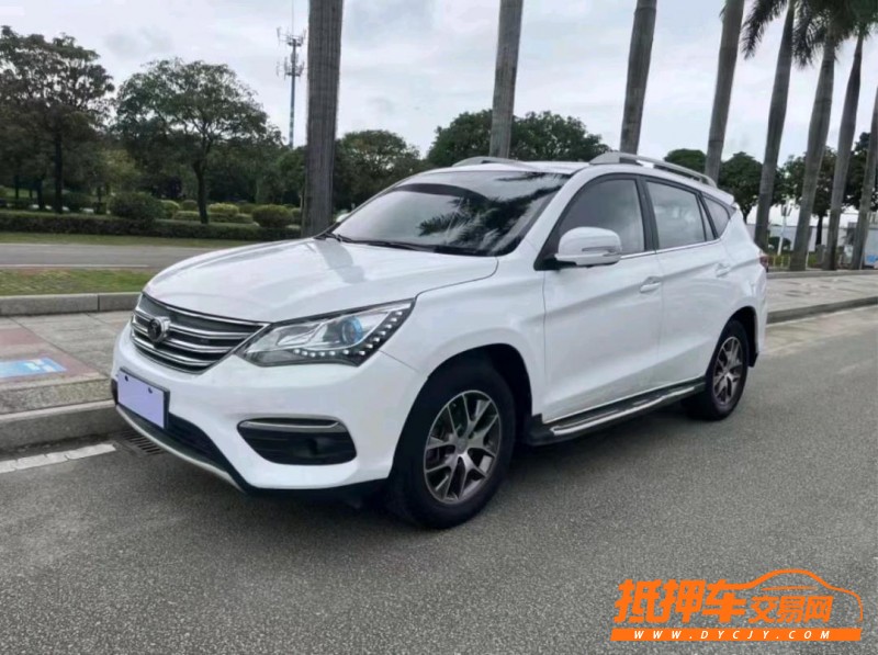 嘉兴18年比亚迪宋4