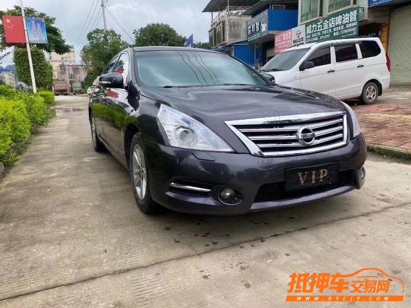 防城港12年日產天籟9