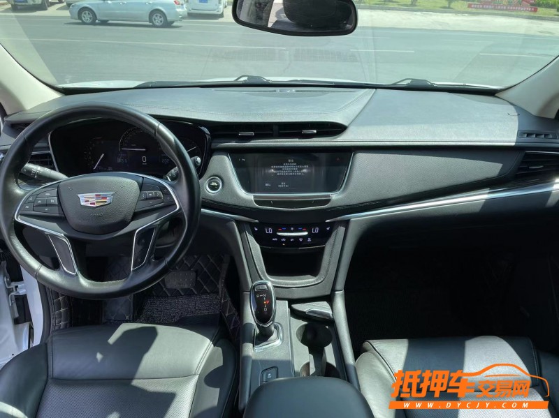 北京17年凯迪拉克XT53