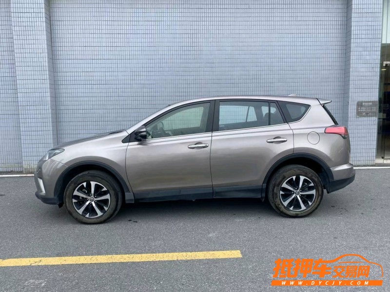廣州19年豐田RAV4榮放4