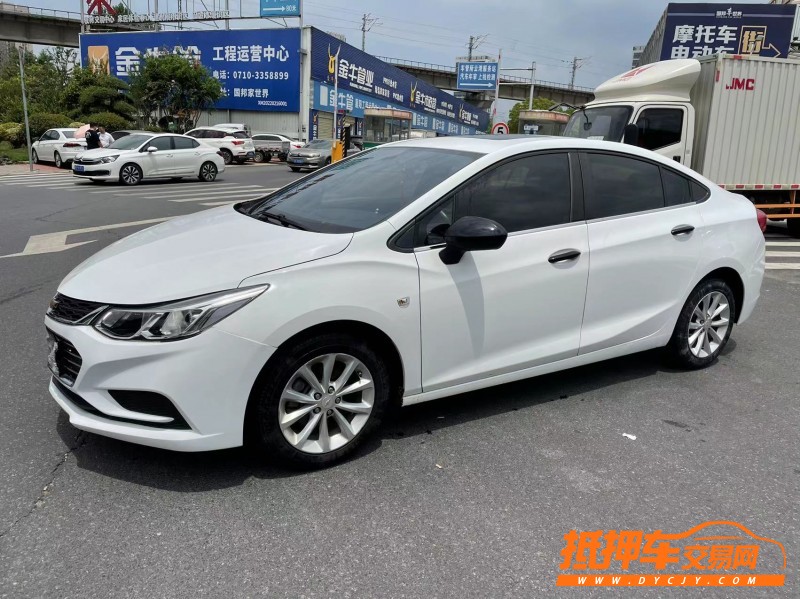 北京17年雪佛兰科鲁兹6