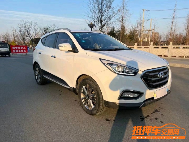 徐州17年现代ix352