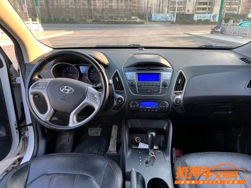 徐州17年现代ix358