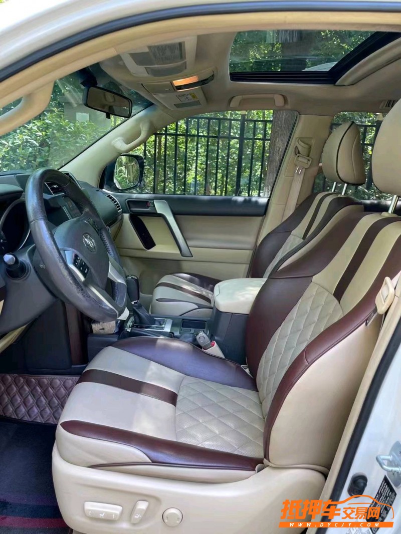 潍坊18年丰田普拉多9