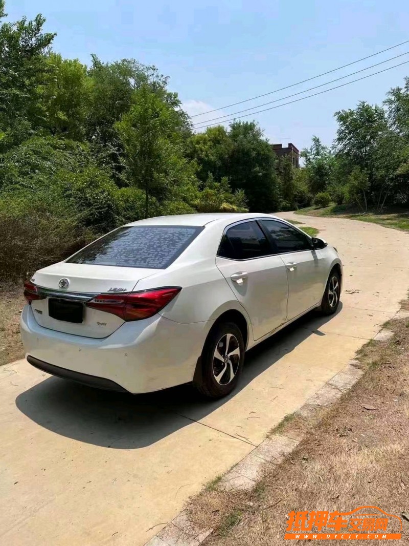 潍坊17年丰田雷凌6