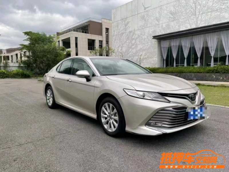 东莞21年丰田凯美瑞2