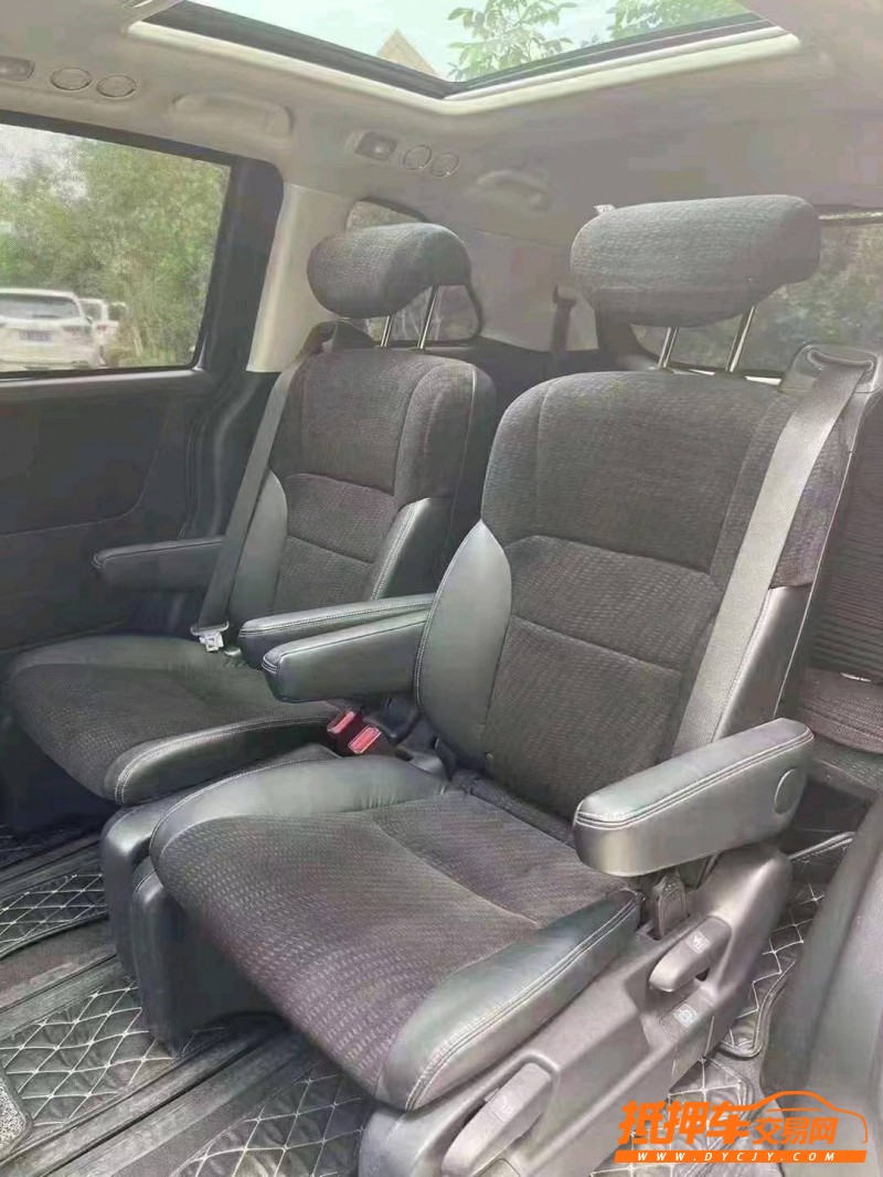 烟台18年本田艾力绅5