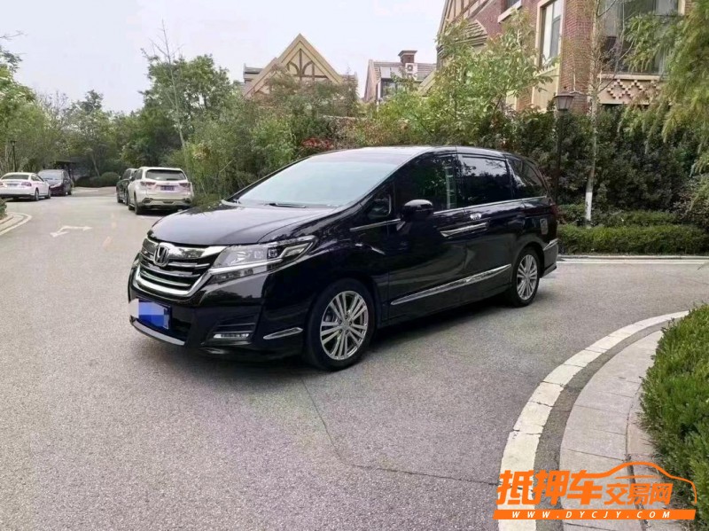 烟台18年本田艾力绅8