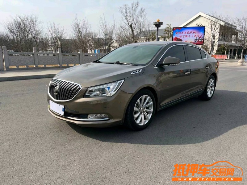 徐州16年别克君越2