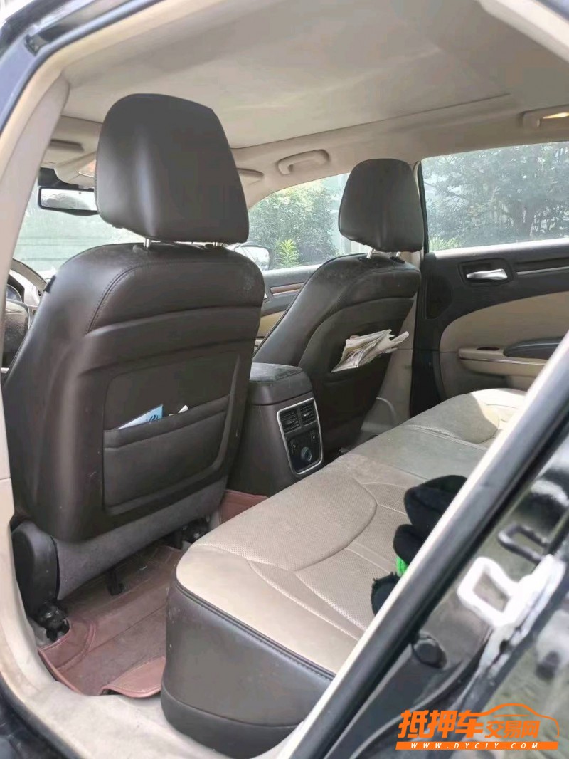 宜春14年克莱斯勒300C6