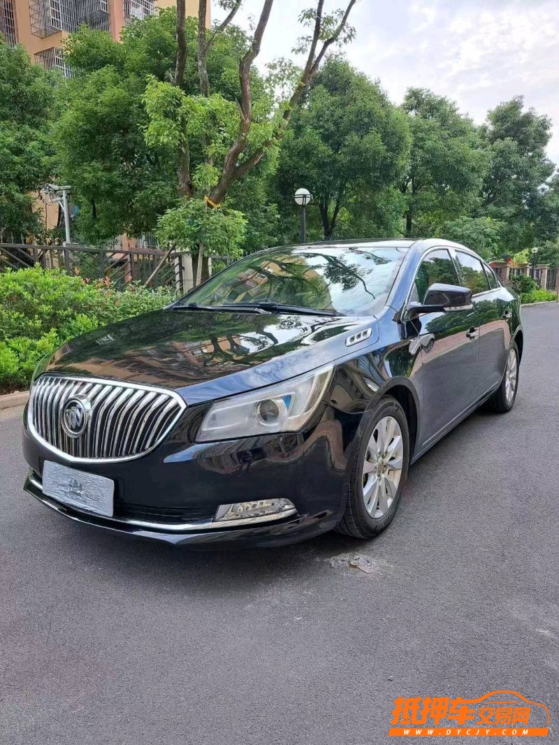 宜春15年别克君越2