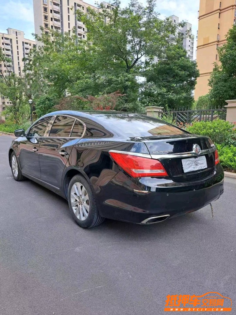 宜春15年别克君越9