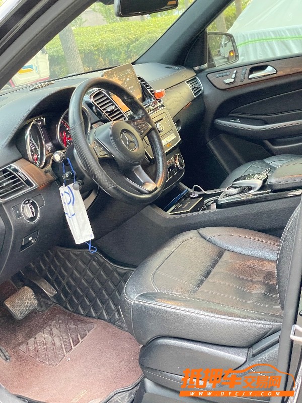 北京19年奔驰GLS3