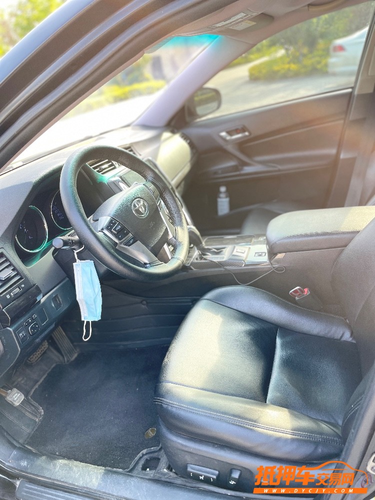 北京12年丰田锐志3