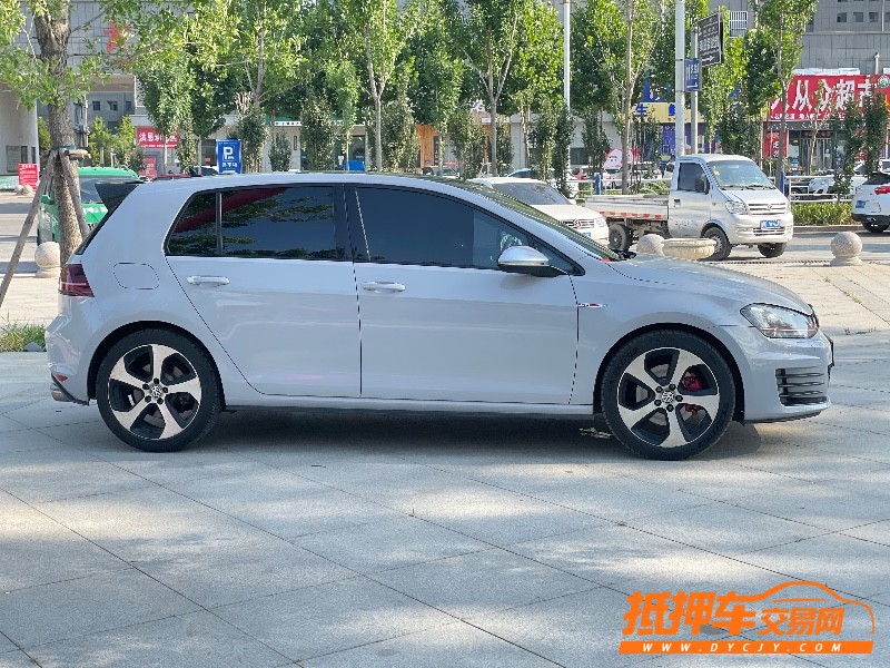 北京16年大众高尔夫6