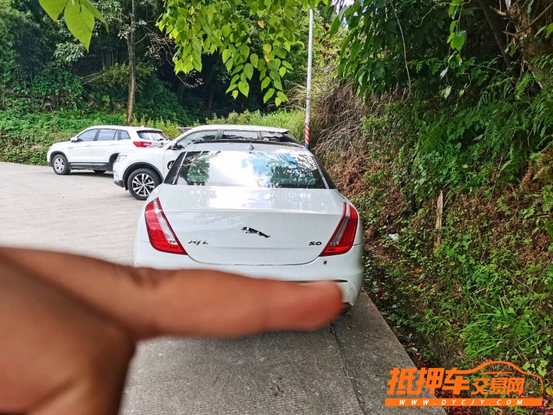貴陽15年捷豹XJ3