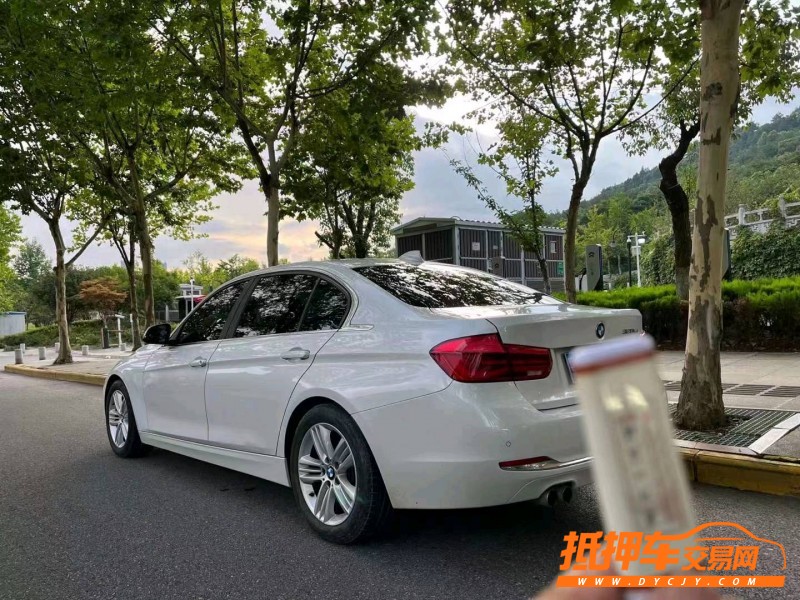 北京17年寶馬3系5
