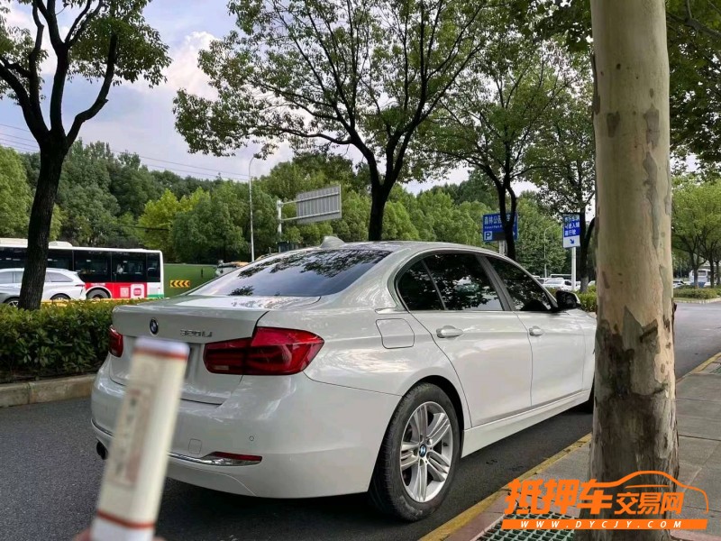 北京17年寶馬3系2
