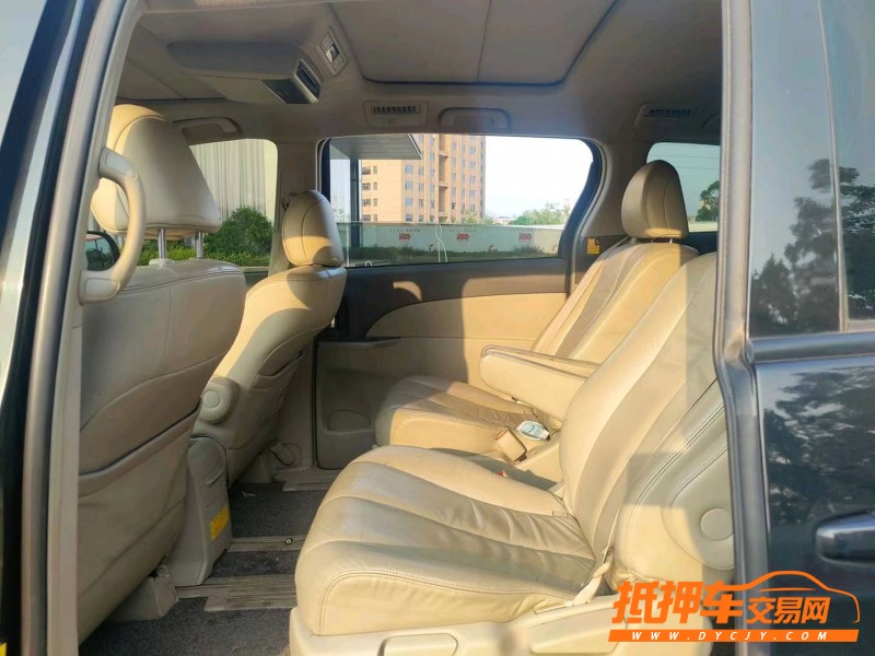 东莞12年丰田普瑞维亚7