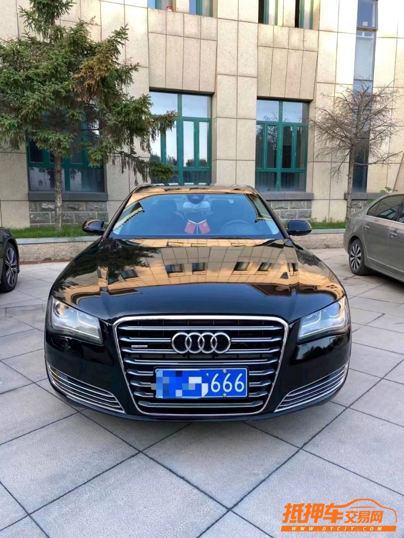 青島12年奧迪A8L1