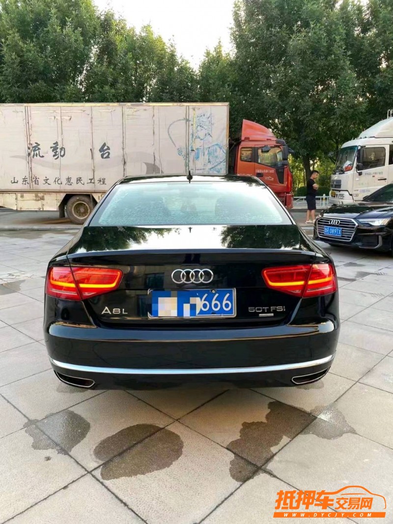 青島12年奧迪A8L9