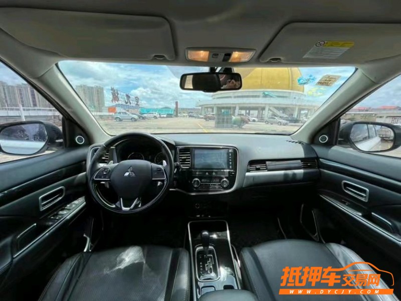 东莞18年三菱欧蓝德2