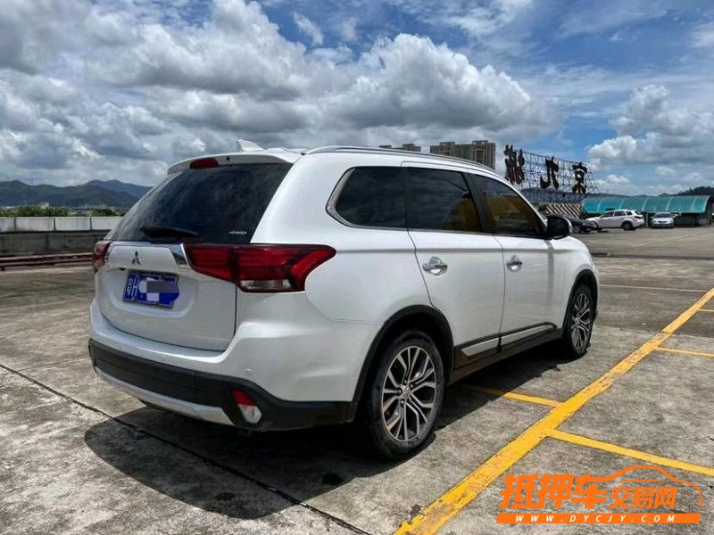 东莞18年三菱欧蓝德3