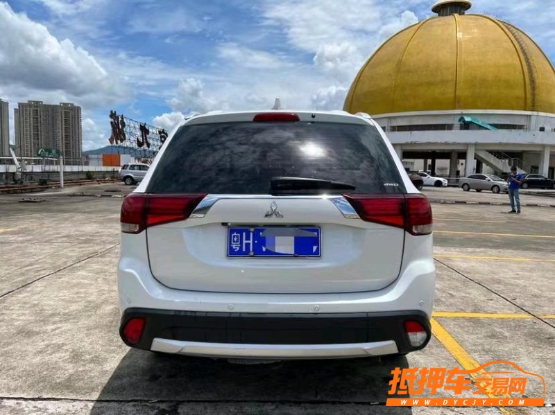 东莞18年三菱欧蓝德5