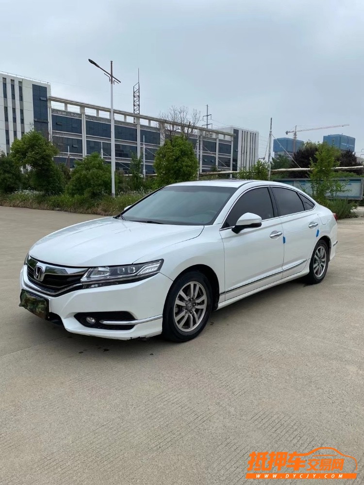 徐州17年本田思铂睿8