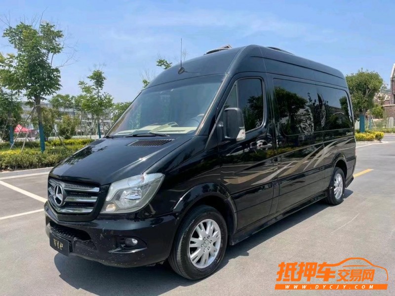 盐城17年奔驰斯宾特3