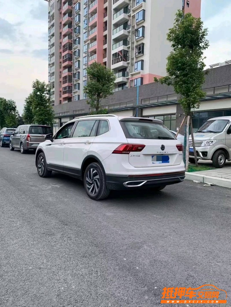 成都22年大眾途觀L8