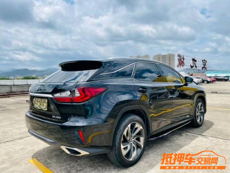 东莞18年雷克萨斯RX8
