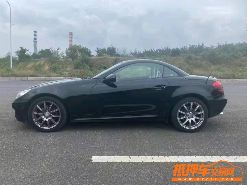 东营10年奔驰SLK9