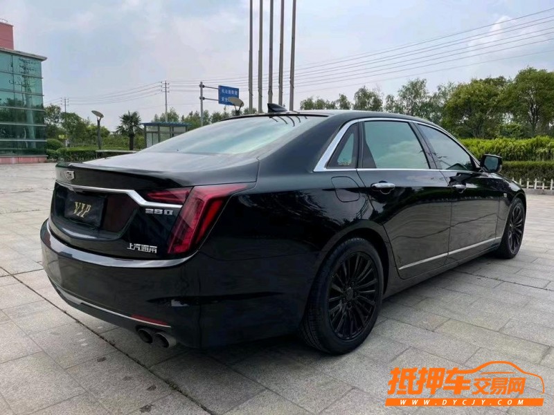 盐城20年凯迪拉克CT68
