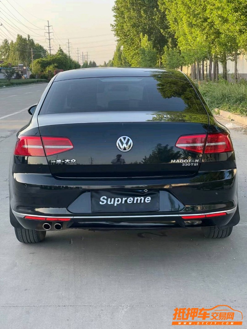 济宁17年大众迈腾1