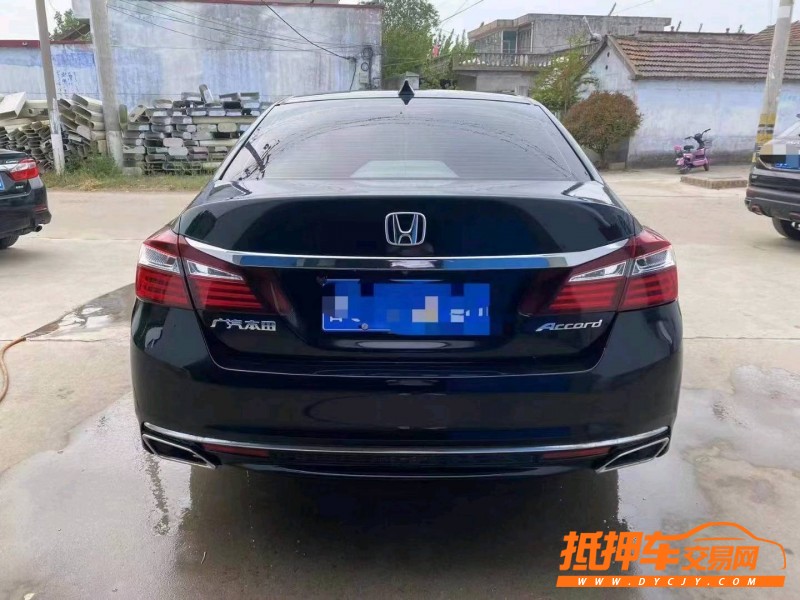 青岛19年本田雅阁9