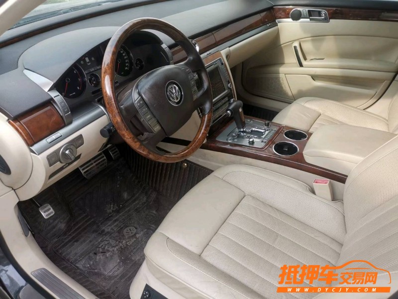 徐州15年大众辉腾8