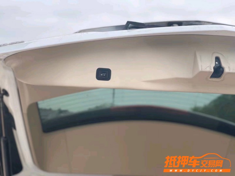 北京12年凯迪拉克SRX9