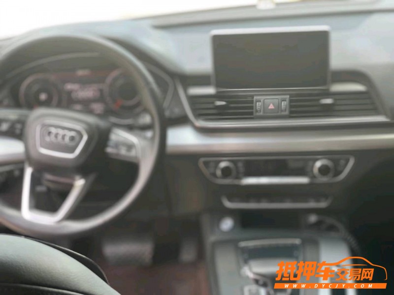北京20年奧迪Q57