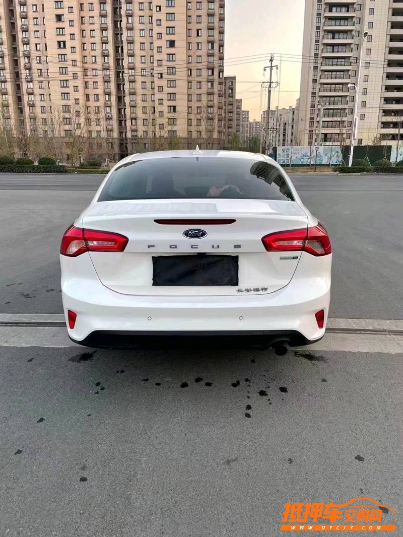 徐州19年福特福克斯5