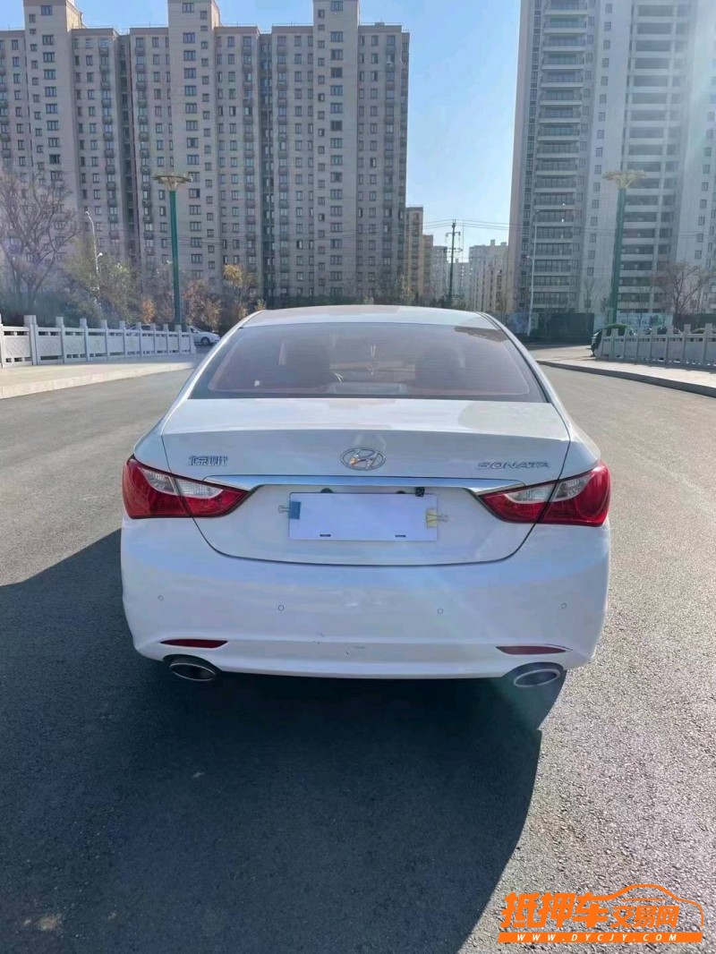 徐州16年现代索纳塔八3
