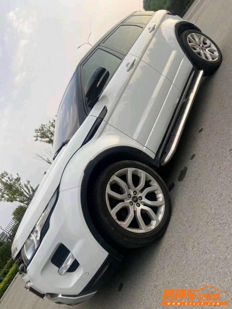 东营13年路虎极光2