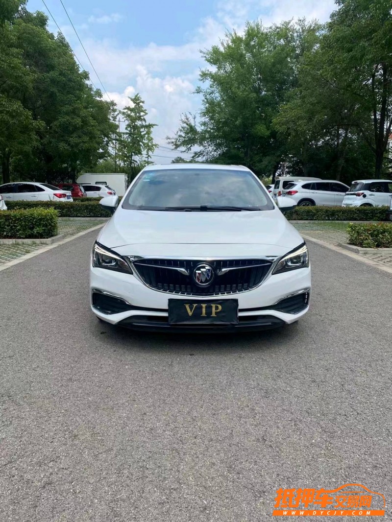 徐州18年别克威朗8