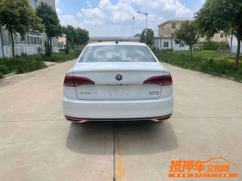 枣庄22年大众宝来3