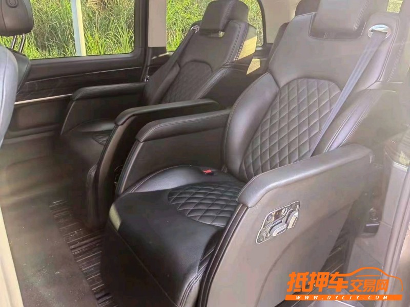 宜春18年奔驰V7