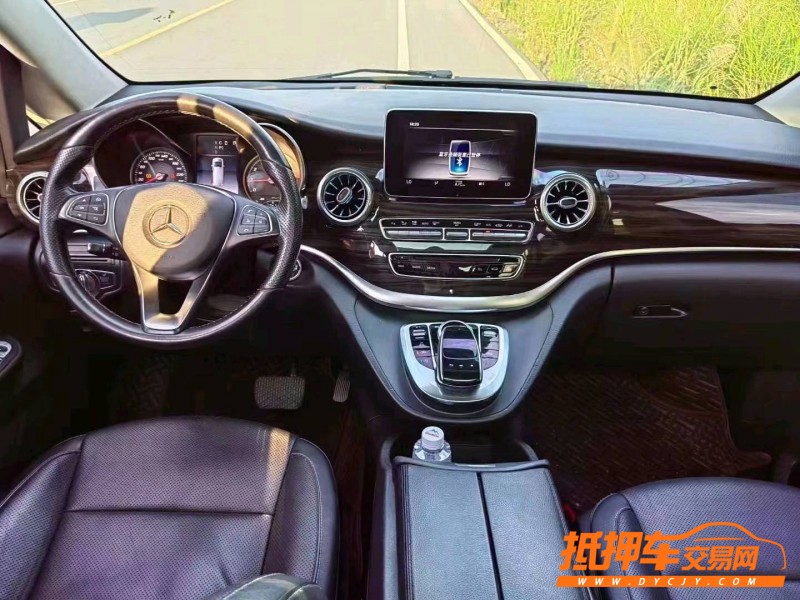 宜春18年奔驰V8