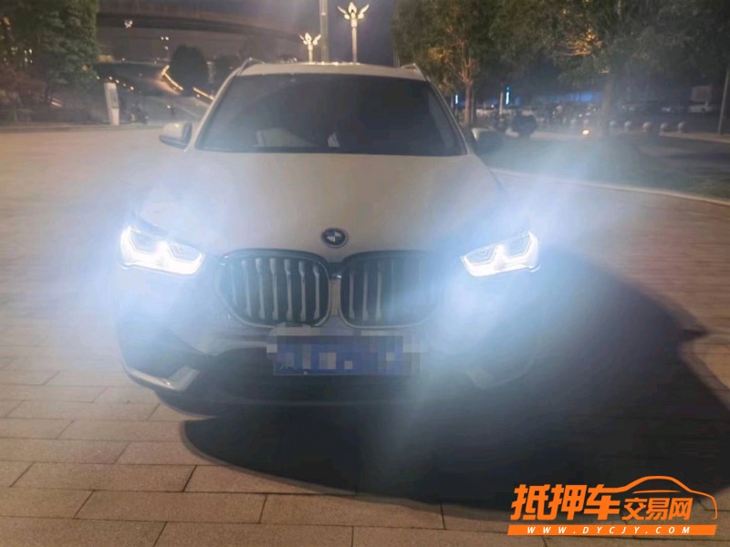 武漢21年寶馬X11