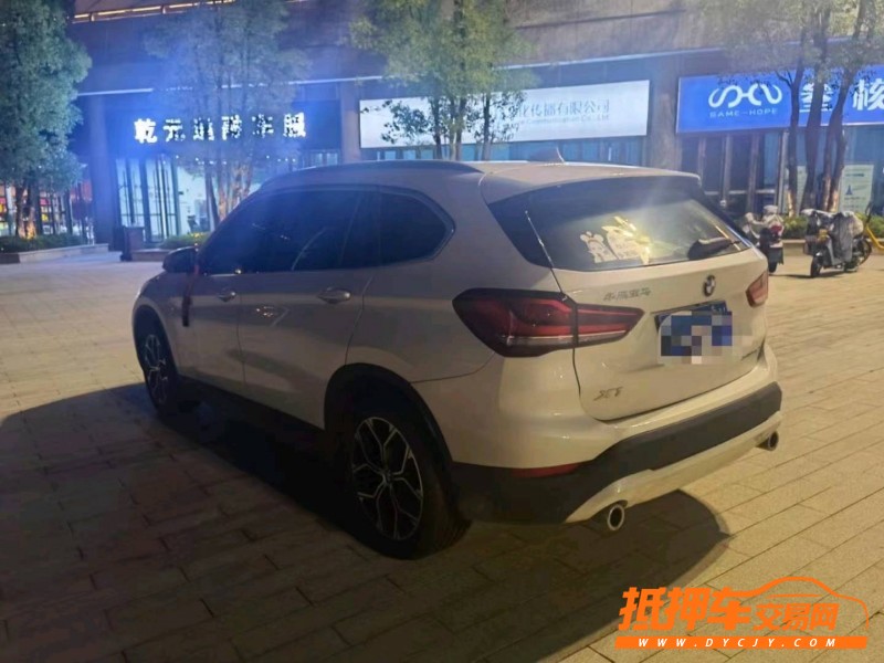 武漢21年寶馬X14