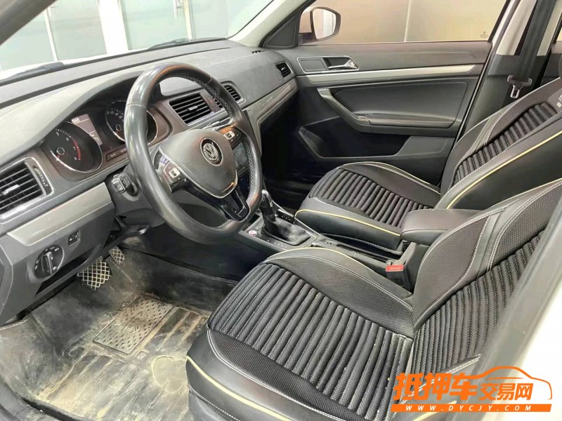 济宁18年大众朗逸4